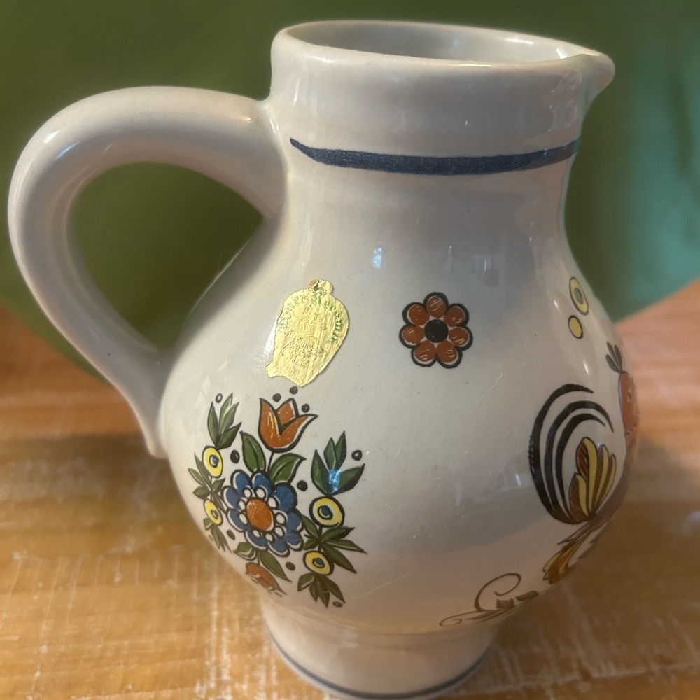 Vintage Handcrafted Ceramic Vase with Floral Design made in Western Germany - Picture 3 of 6